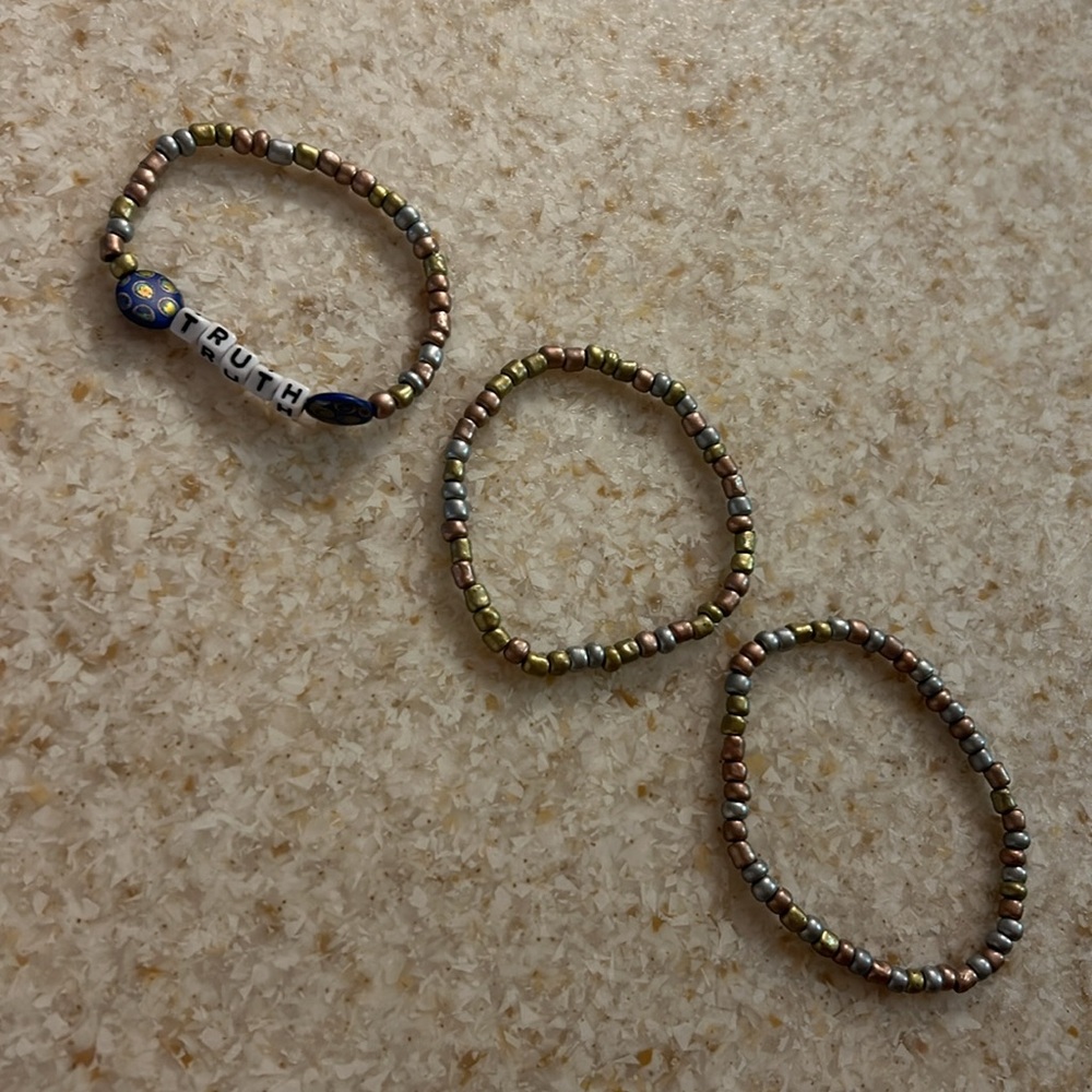 Truth bracelets - Picture 2 of 3